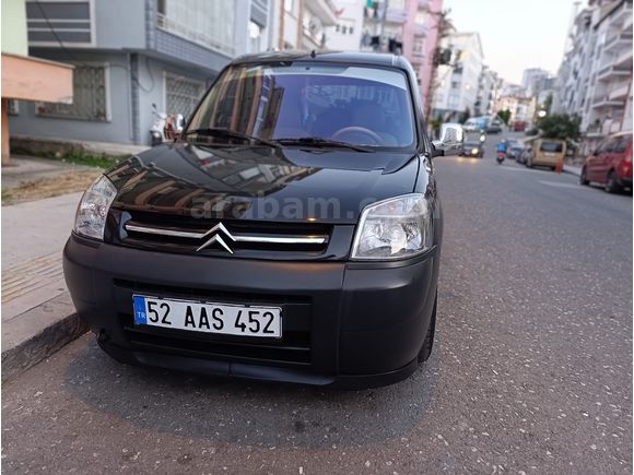 2006 MODEL 1.9 DİZEL COMBİ X CAMLI VAN