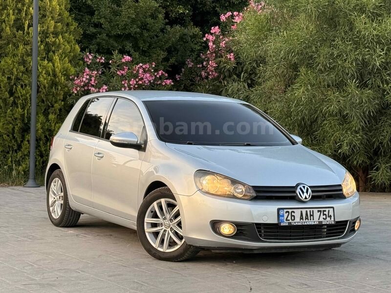 Galeriden Volkswagen Golf 1.4 TSi Trendline 2010 Model Antalya 117.000 km Gri (Gümüş)