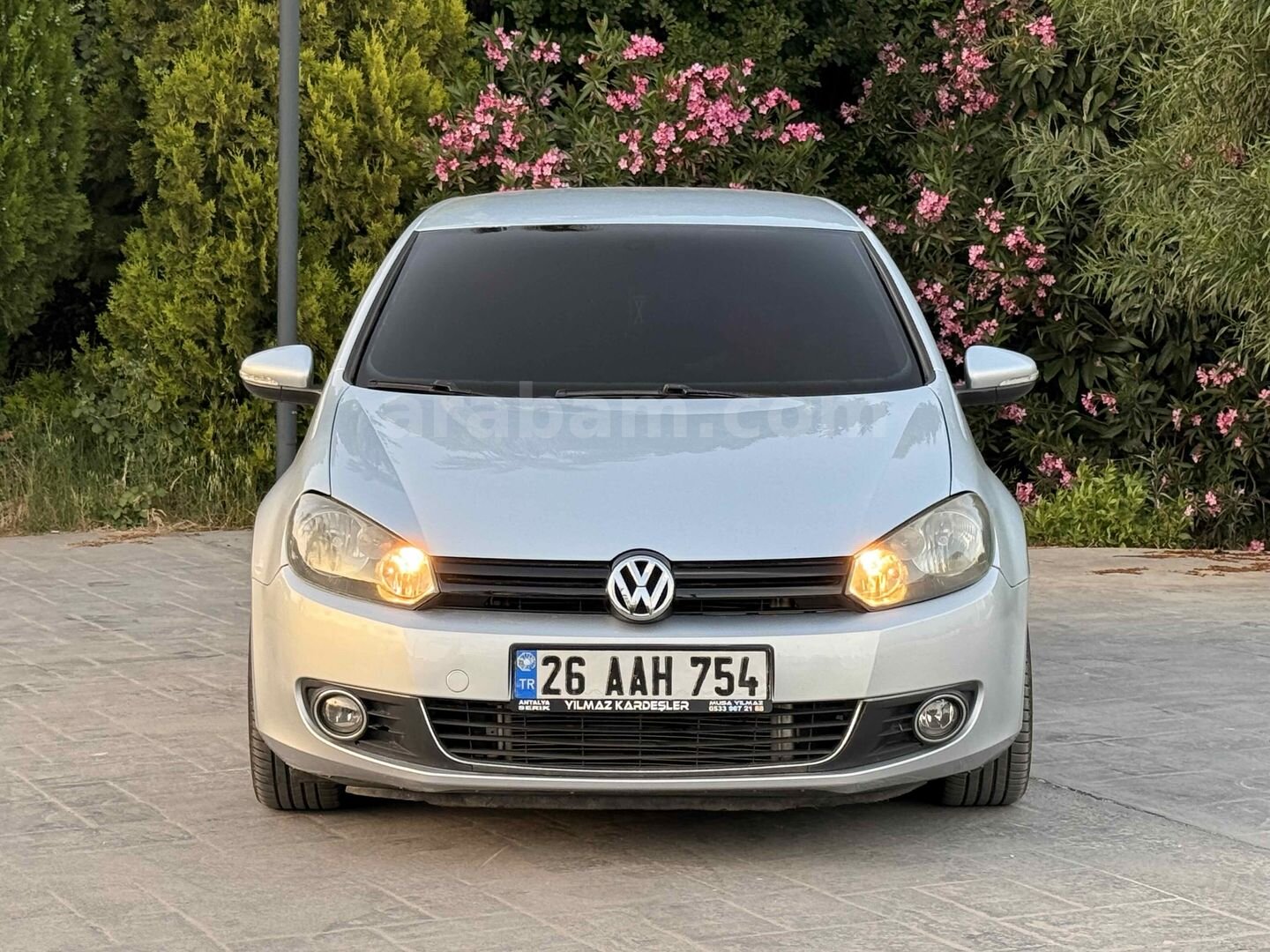 Galeriden Volkswagen Golf 1.4 TSi Trendline 2010 Model Antalya 117.000 km Gri (Gümüş) 3