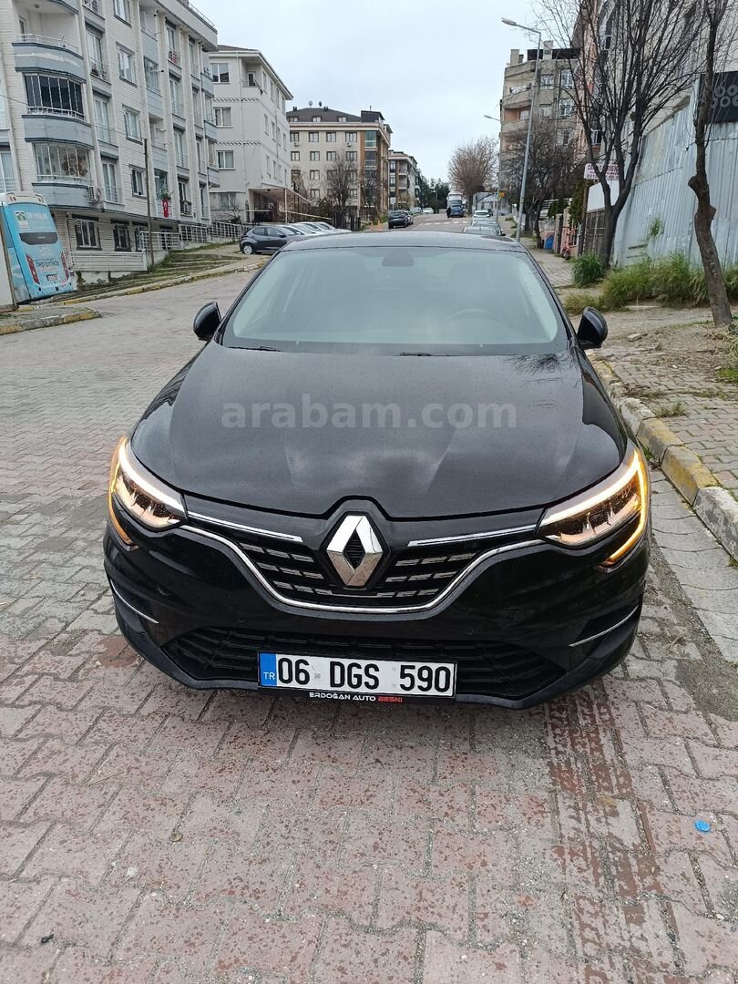Galeriden Renault Megane 1.5 Blue DCI Icon 2022 Model İstanbul 104.000 km Siyah 7