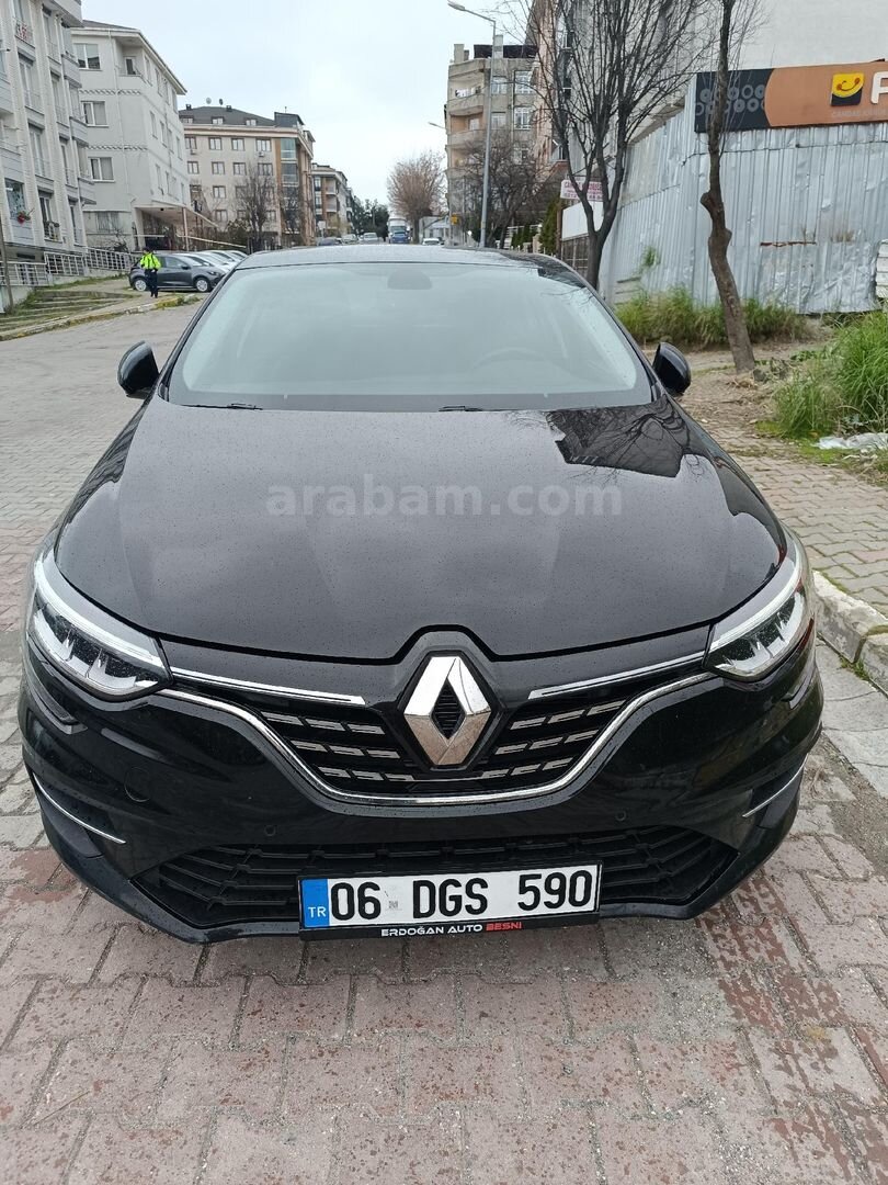 Galeriden Renault Megane 1.5 Blue DCI Icon 2022 Model İstanbul 104.000 km Siyah 4