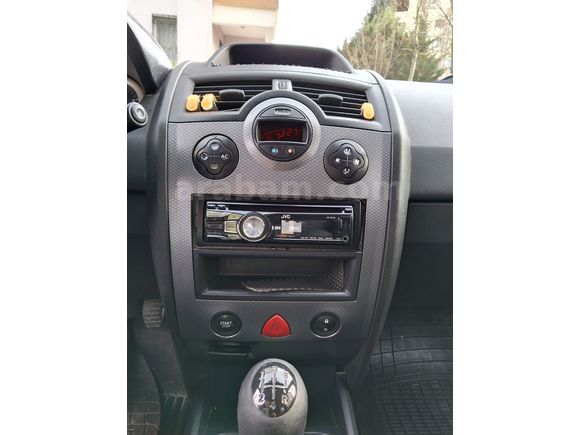 MEGANE 1,5 DİZEL 2004 MODEL