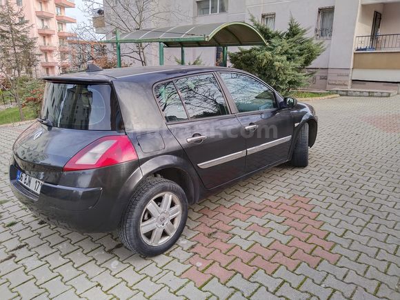 MEGANE 1,5 DİZEL 2004 MODEL