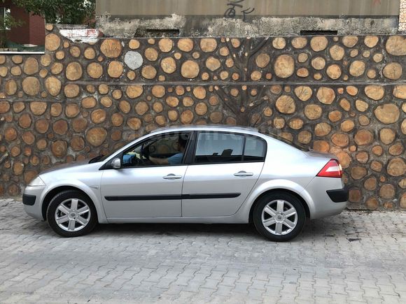 Sahibinden Renault Megane 1.5 dCi Sportway 2006 Model  264.000 km Gri