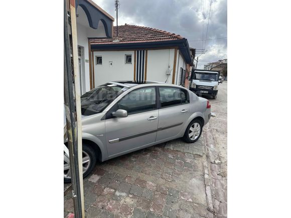 Sahibinden Renault Megane 1.6 Dynamique 2005 Model 