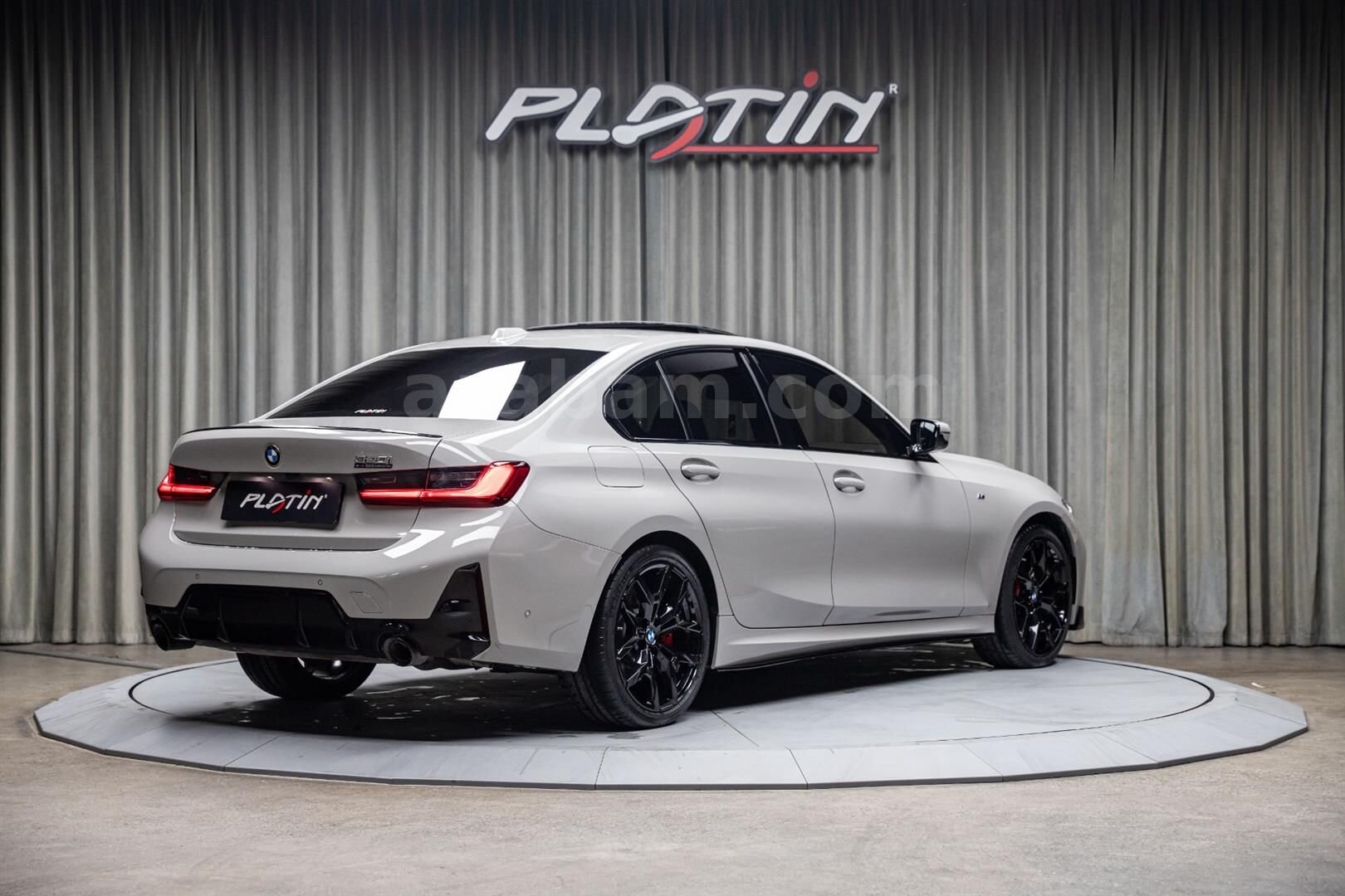 Galeriden BMW 3 Serisi 320i 50 Jahre Edition 2025 Model İstanbul 11.000 km Gri 6