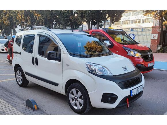Sahibinden Fiat Fiorino Combi 1.4 Eko Pop 2022 Model Sakarya 85.000 km Beyaz