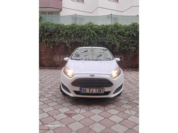 Sahibinden Ford Fiesta 1.5 TDCi Boyasız-Değişensiz 183.0000
