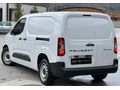 2025   1.5 BLUEHDİ PARTNER OTOMATİK VİTES HATASIZ BOYASIZ İLK ELDEN 