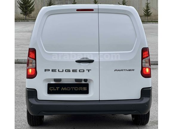 2025   1.5 BLUEHDİ PARTNER OTOMATİK VİTES HATASIZ BOYASIZ İLK ELDEN 