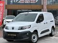 2025   1.5 BLUEHDİ PARTNER OTOMATİK VİTES HATASIZ BOYASIZ İLK ELDEN 