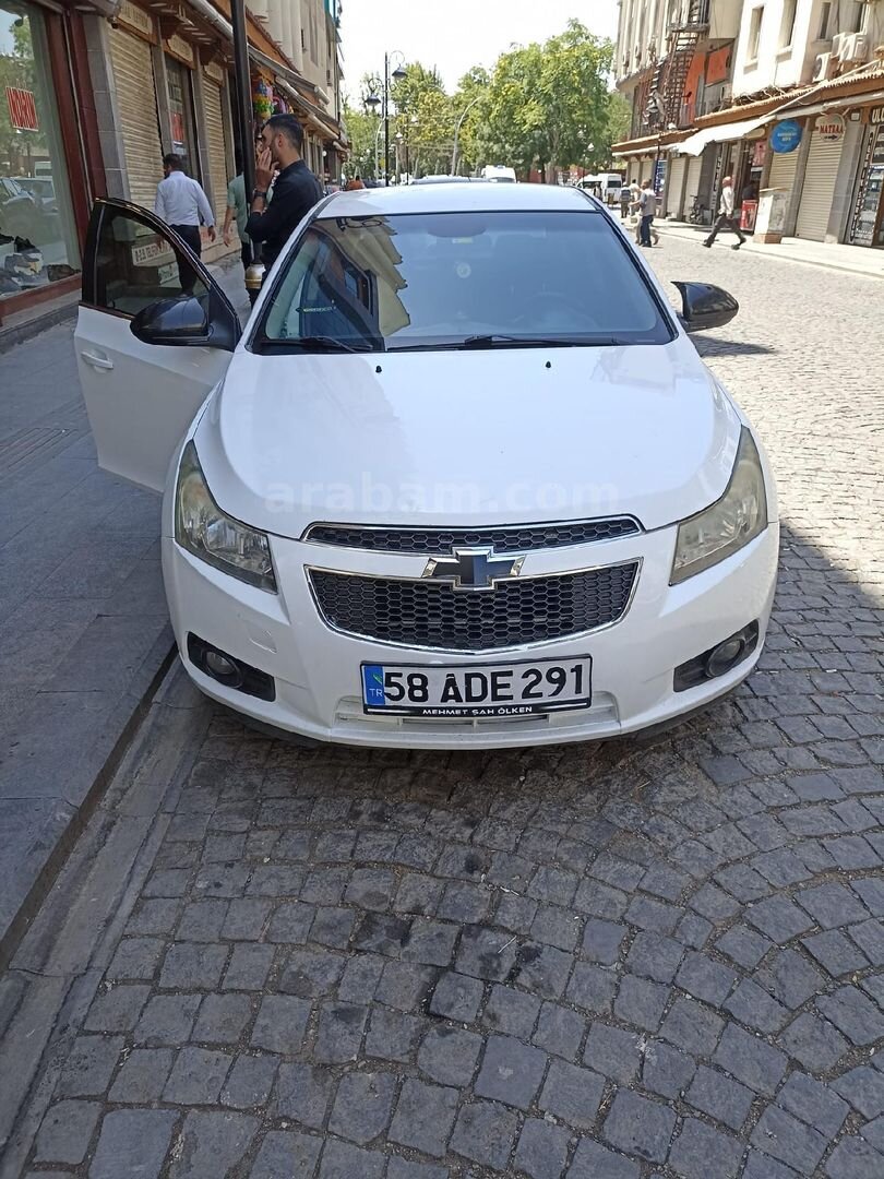 Sahibinden Chevrolet Cruze 1.6 LT 2012 Model Diyarbakır 187.000 km Beyaz 1