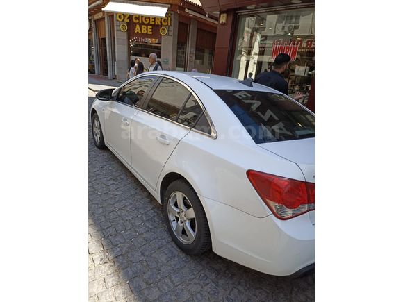 Sahibinden Chevrolet Cruze 1.6 LT 2012 Model  181.000 km Beyaz