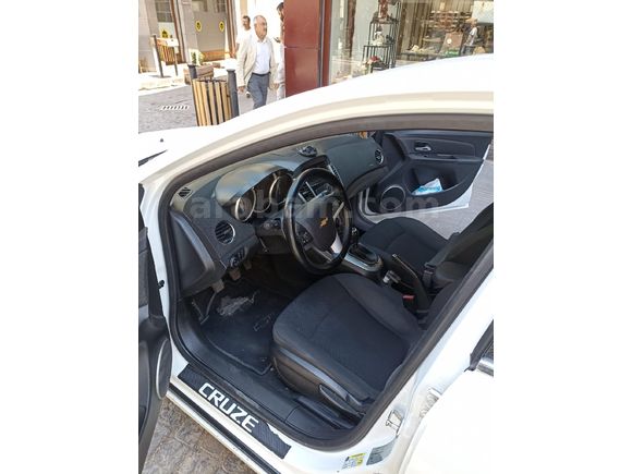 Sahibinden Chevrolet Cruze 1.6 LT 2012 Model  181.000 km Beyaz