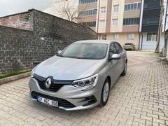 SIFIR RENAULT MEGANE 1.3 TCE 140 HP OTOMATİK TOUCH 2025 POŞETLERİ ÜZERİNDE 