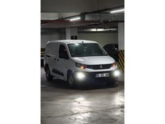 Sahibinden Peugeot Partner 1.5 BlueHDI Comfort 2023 Model