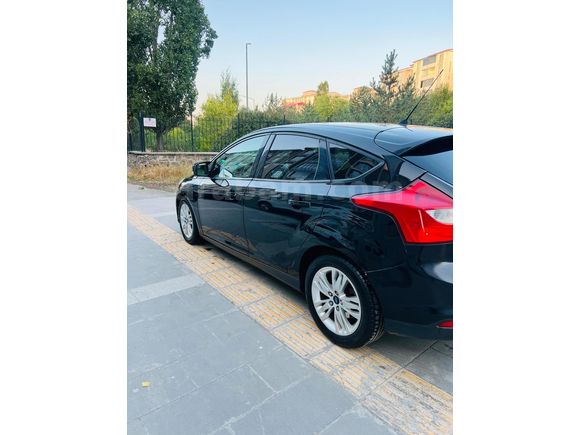 Sahibinden Ford Focus 1.6 TDCi Style 2013 Model  170.000 km Siyah