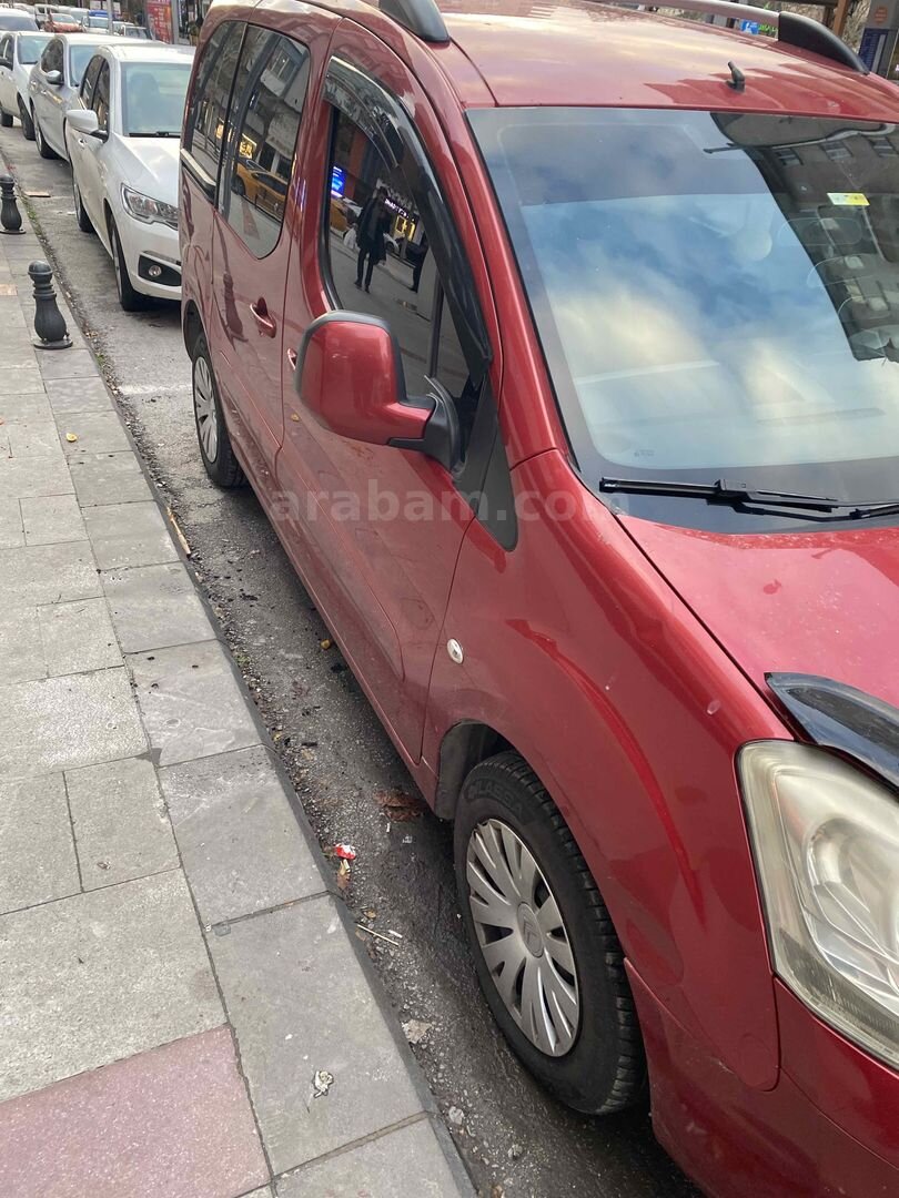 Sahibinden Citroen Berlingo 1.6 HDi Combi Silverline 2011 Model Gaziantep 274.000 km Kırmızı 7