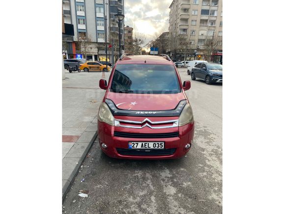 Sahibinden Citroen Berlingo 1.6 HDi Combi Silverline 2011 Model 