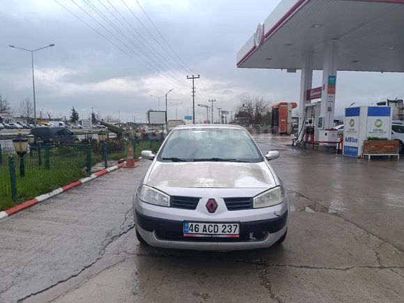 Sahibinden Renault Megane 1.6 Dynamique 2006 Model Kahramanmaraş 220.000 km Gri