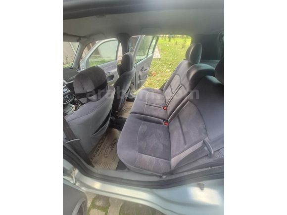 Sahibinden Renault Clio 1.6 RXT 2000 Model