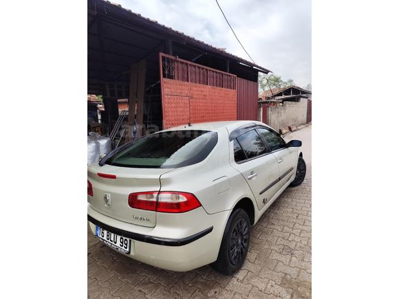 Sahibinden Renault Laguna 1.6 Privilege 2005 Model