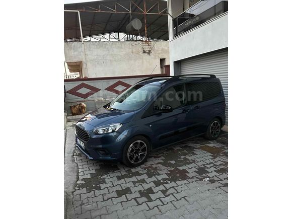 Sahibinden Ford Tourneo Courier 1.5 TDCi Titanium Plus 2023 Model 