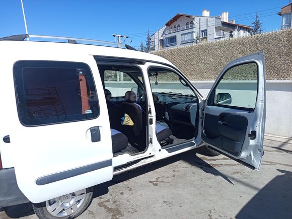 Sahibinden Renault Kangoo Express 1.9 DTi 2000 Model