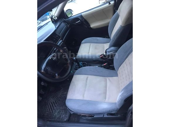Sahibinden Opel Vectra 2.0 100.Yıl 2000 Model  250.000 km Siyah