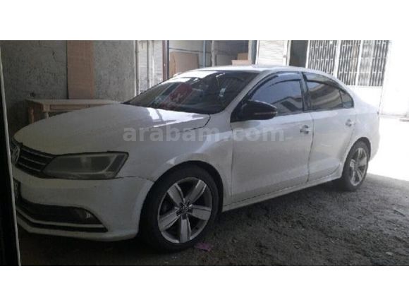 Sahibinden Volkswagen Jetta 1.2 TSi BlueMotion Trendline 2017 Model  254.000 km Beyaz