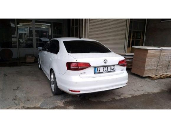 Sahibinden Volkswagen Jetta 1.2 TSi BlueMotion Trendline 2017 Model  254.000 km Beyaz