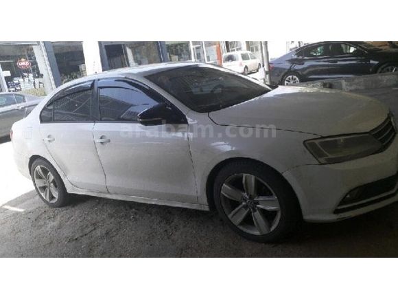 Sahibinden Volkswagen Jetta 1.2 TSi BlueMotion Trendline 2017 Model  254.000 km Beyaz
