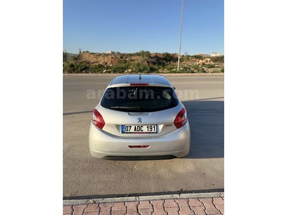 Sahibinden Peugeot 208 1.2 VTi Access 2012 Model 