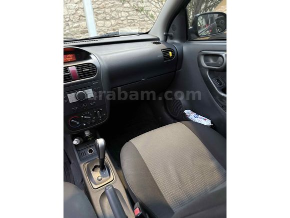 Temiz ekonomik Opel Corsa 1.3 CDTI Essentia 
