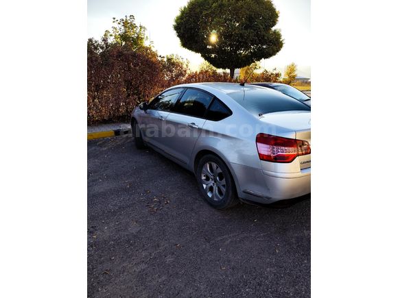 MOTOR YENİ Sahibinden Citroen C5 1.6 HDi SX 2011 Model