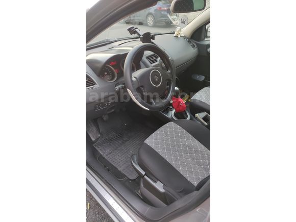 Sahibinden Renault Megane 1.6 Dynamique 2004 Model