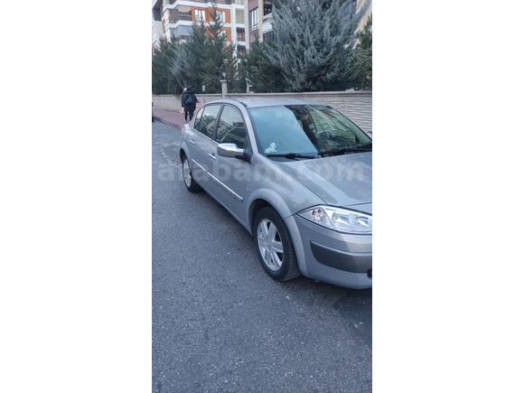Sahibinden Renault Megane 1.6 Dynamique 2004 Model