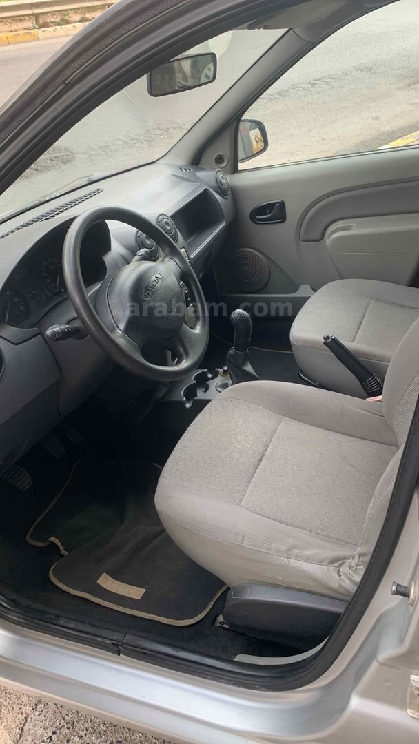 Sahibinden Dacia Logan 1.6 MCV Ambiance 2009 Model İstanbul 216.000 km Gri (metalik) 7