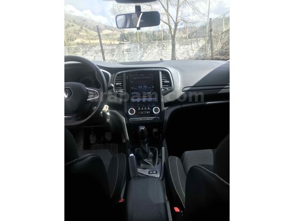 Sahibinden Renault Megane 1.3 TCe Joy 2019 Model 