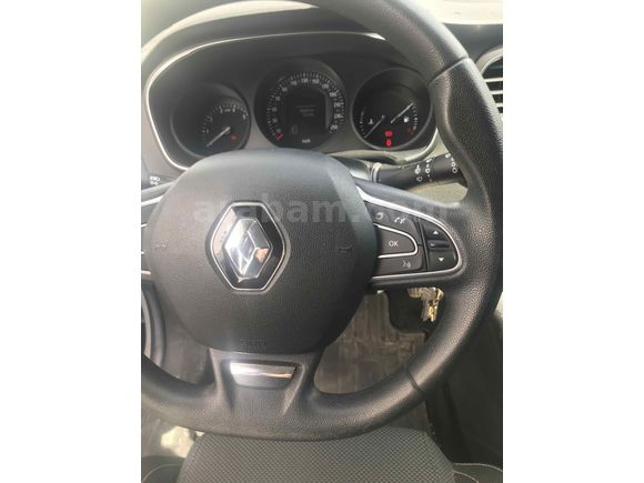 Sahibinden Renault Megane 1.3 TCe Joy 2019 Model 