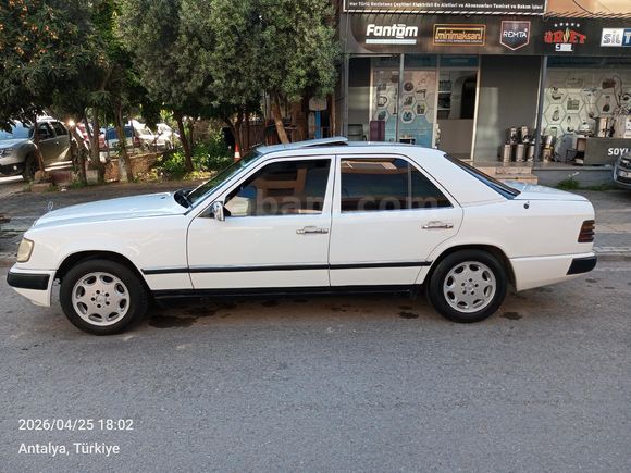 Sahibinden Mercedes - Benz 200 E 1989 Model