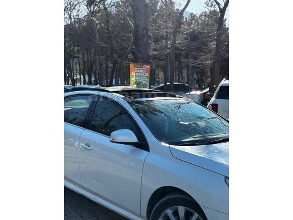 Sahibinden Renault Latitude 1.5 dCi Executive 2012 Model
