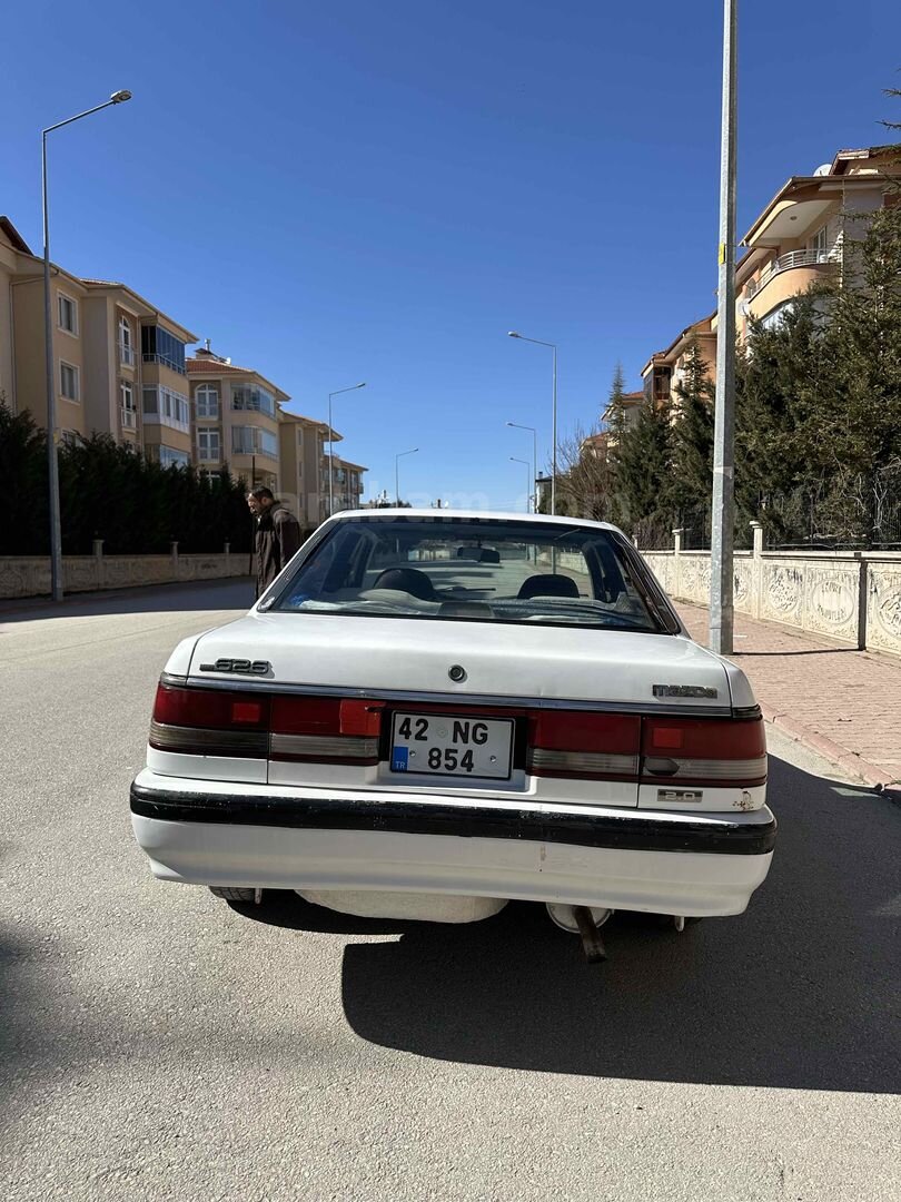Sahibinden Mazda 626 2.0 GLX 1990 Model 4