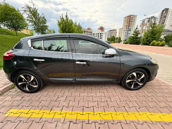 SAHİBİNDEN FRANSA MONTAJ 2009 RENAULT MEGANE 3 1.5 DCİ 