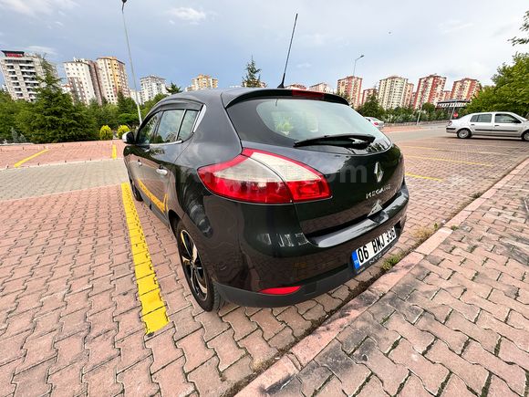 SAHİBİNDEN FRANSA MONTAJ 2009 RENAULT MEGANE 3 1.5 DCİ 