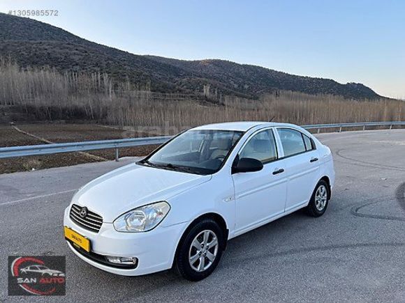 DÜŞÜK KM 2009 HYUNDAİ ACCENT ERA TEAM PAKET HATASIZ