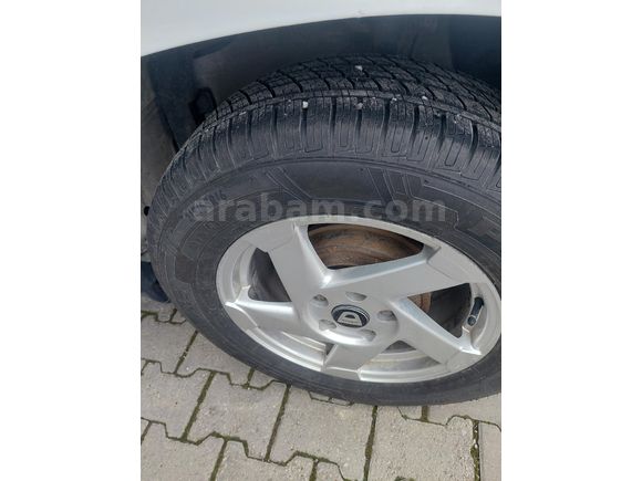 Sahibinden Dacia Duster 1.5 dCi Laureate 2015 Model  217km Beyaz