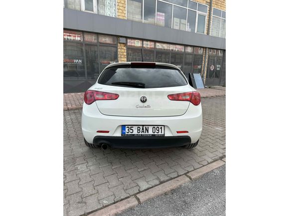 Sahibinden Alfa Romeo Giulietta 1.6 JTD Progression Plus 2011 Model 