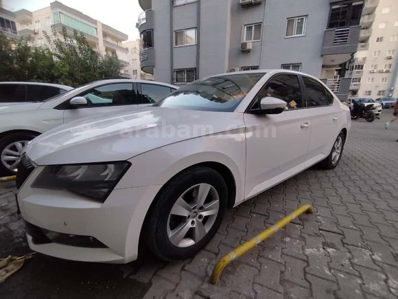 Sahibinden Skoda SuperB 1.4 TSI Active 2017 Model  133.500 km Beyaz