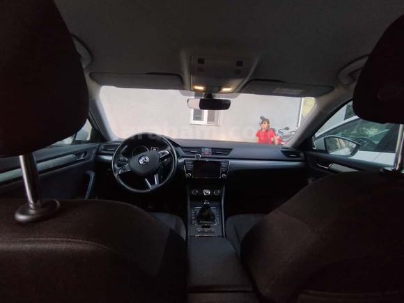 Sahibinden Skoda SuperB 1.4 TSI Active 2017 Model  133.500 km Beyaz